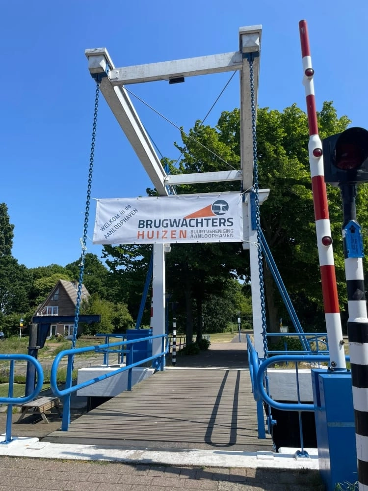 Brugwachters verwelkomen de Avond4Daagse - 6 juni 2023